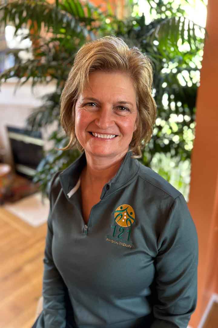 Dr. Dhana Ponners Doctor of Physical Therapy at 121 Physical Therapy Clarkston, Michigan